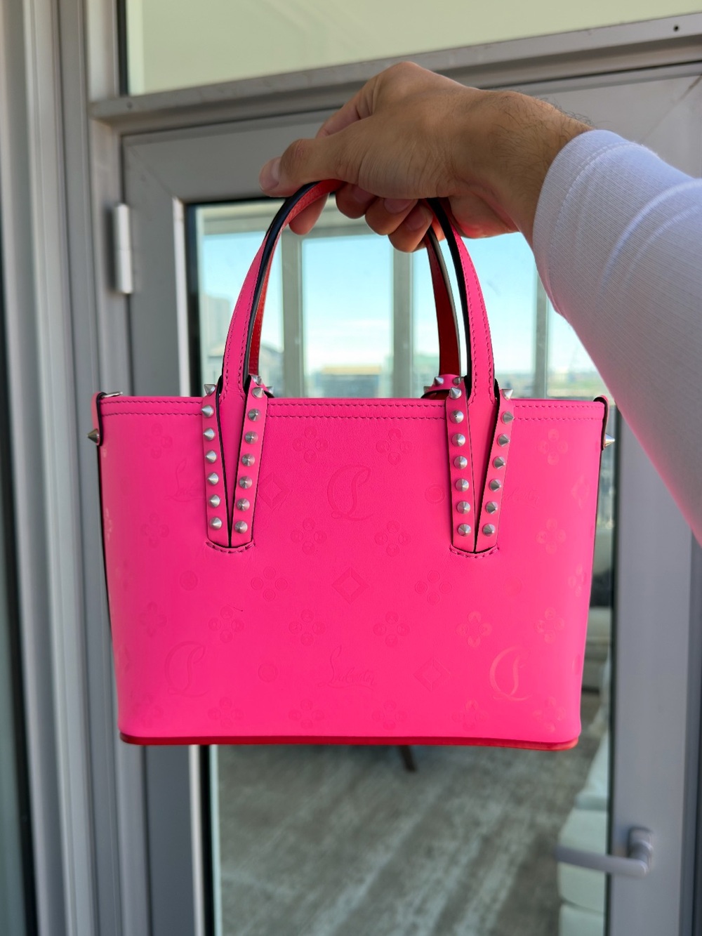 Originally $1550 🔥Christian Louboutin Cabata Pink Shoulder Bag Purse Tote - Picture 3 of 9